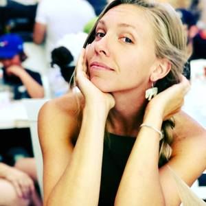 Meet your Posher, Laurel